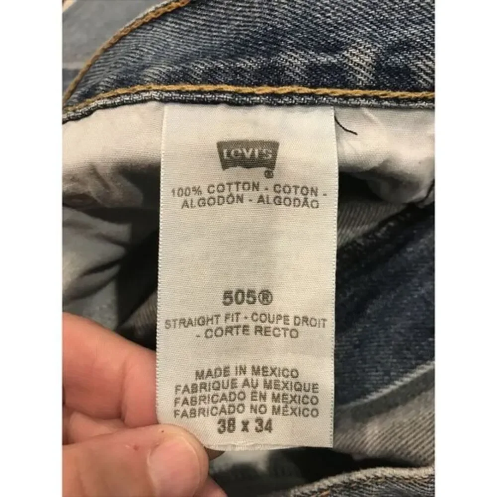 Vintage‎ Levi's Jeans - 505 Regular Straight Light Wash Size: 38x34